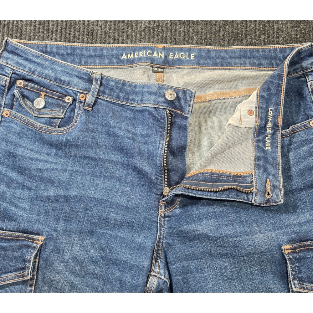 American Eagle Low-Rise Flare Jeans Womens 18 Short Blue Excellent Cargo Stretch